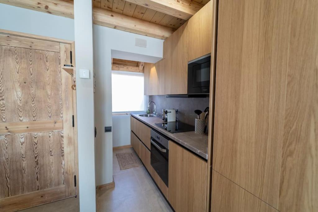 Wow Views Next To The Ski Lift! Baqueira Beret Exterior photo